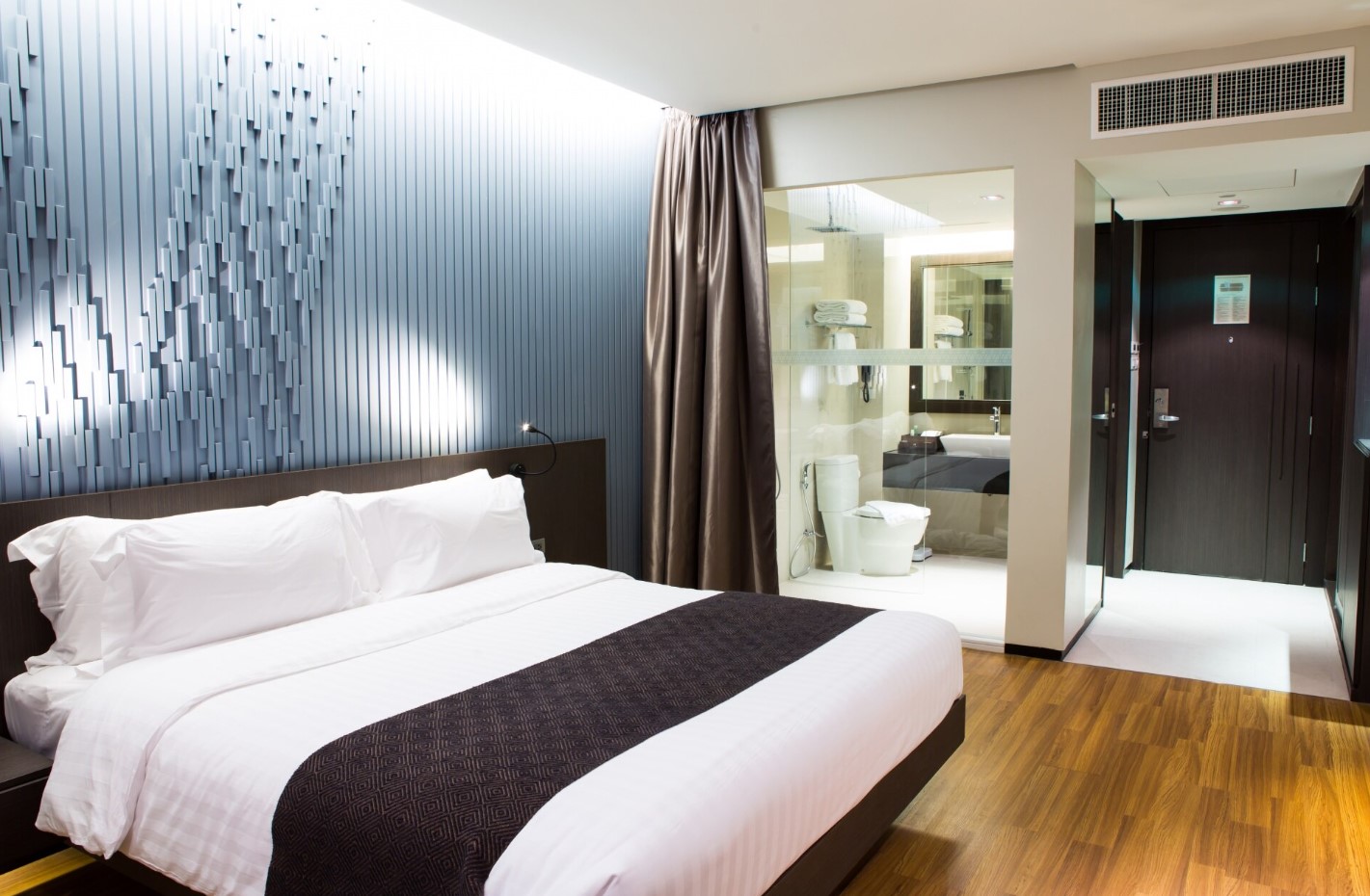 curated-room
